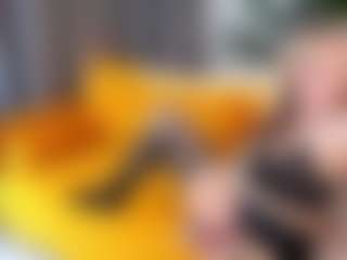Live cam show with agathaGoddess - Control on studioflirtlive.com