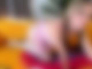 Live cam show with agathaGoddess - Bikini on TeamSkeetLive