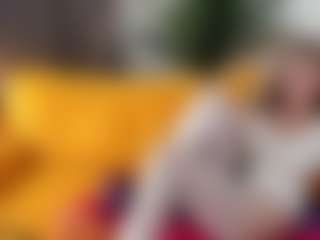 Live cam show with agathaGoddess - Normal on CamClone