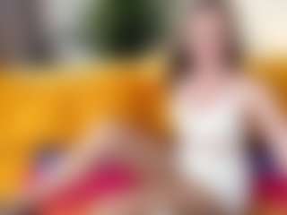 Live cam show with agathaGoddess - Skinny MILF on realtime-chat