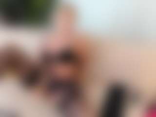 agathaGoddess MILF webcam performer live streaming