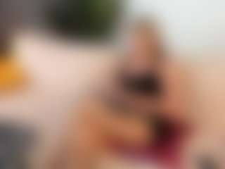 Live cam show with agathaGoddess - Camel Toe on slutload