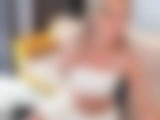 Live cam show with agathaGoddess - Normal on Dolls Live