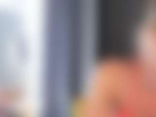 Live cam show with agathaGoddess - Brown Eyes MILF on Camiplay Live
