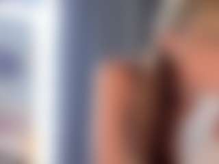 Live cam show with agathaGoddess - Striptease on livesuperchat.net