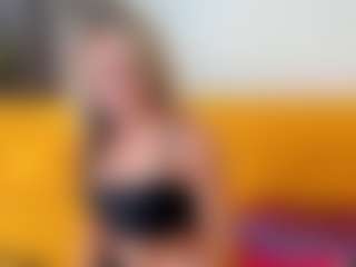 Live cam show with agathaGoddess - Cute on Chatstar