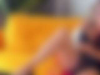 Live cam show with agathaGoddess - Striptease MILF on Mixed Magazine Live