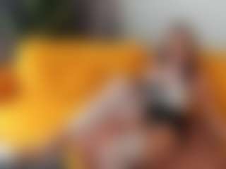 Live cam show with agathaGoddess - Brown Eyes Mature on Hubzter Live