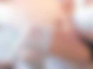 Live cam show with agathaGoddess - Skinny MILF on livesuperchat.net
