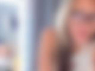 Live cam show with agathaGoddess - Fingering on TeamSkeetLive