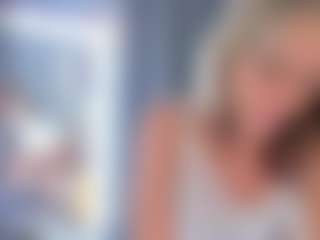 agathaGoddess MILF webcam performer live streaming