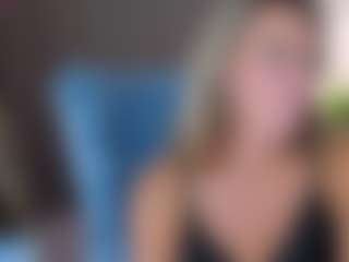Live cam show with agathaGoddess - Brown Eyes MILF on Camsoda