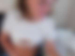 agathaGoddess MILF webcam performer live streaming