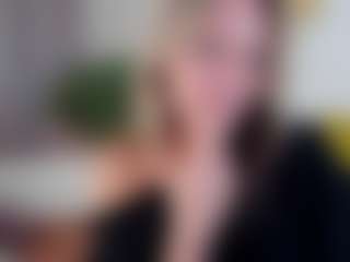 Live cam show with agathaGoddess - Cum on Milfs Live