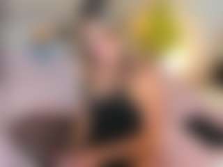 Live cam show with agathaGoddess - Spy MILF on Latina Girls