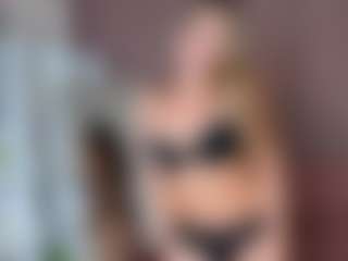 Live cam show with agathaGoddess - Fingers on Camsoda