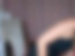 Live cam show with agathaGoddess - Arab Striptease on Gym Cam Girls