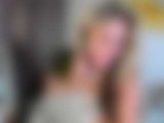 agathaGoddess MILF webcam performer live streaming