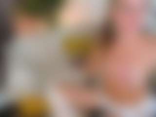 Live cam show with agathaGoddess - Dildo Or Vibrator on milfzrlive.com