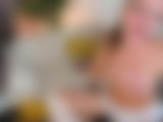Live cam show with agathaGoddess - Fingers on Livezox
