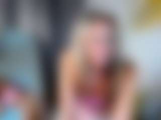 Live cam show with agathaGoddess - Petite MILF on boobsie.com