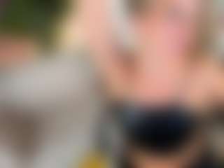 Live cam show with agathaGoddess - Bikini on liverealitysex.com