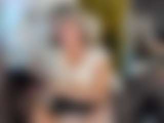 Live cam show with agathaGoddess - Striptease on fuklive.com