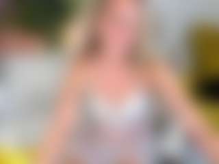 Show live cam dengan agathaGoddess - Camel Toe di Camsoda