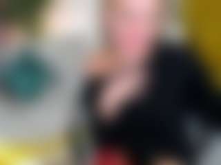 Live cam show with agathaGoddess - Petite MILF on livesexfox.com