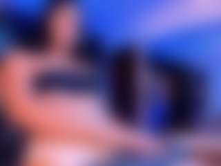 Live cam show with arianarousee - Body Massage on Camming Site