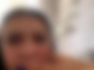 Emila's Live Sex Cam Show