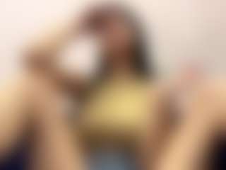 Emila's Live Sex Cam Show