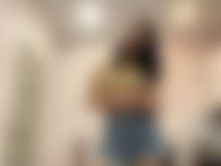 Emila's Live Sex Cam Show
