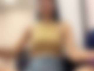Live cam show with Emila - Young Adult on googirlz