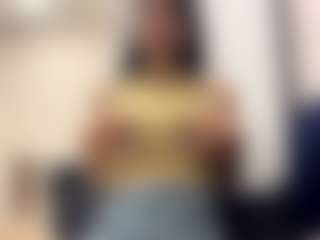 Emila's Live Sex Cam Show