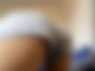 Live cam show with Emila - Thin on Streamer API