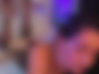 Live cam show with BettyMaldonado - Cute on Dare Cams