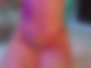Live cam show with BettyMaldonado - Spank on Camsoda