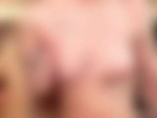 CherrieGadberry's Live Sex Cam Show