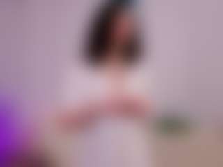 Live cam show with CherrieGadberry - Eating Pussy on Chatstar