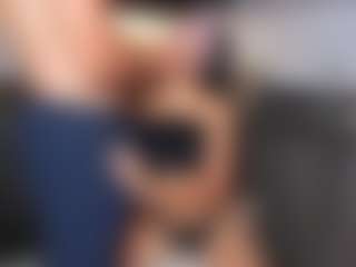 Live cam show with EternalPrincess - Teen (18+) on milfzrlive.com