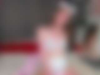 Live cam show with Girlmolly - Flashing on Fit Hotties