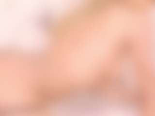 Live cam show with Kendra-Martins - Ebony Squirt on slutload