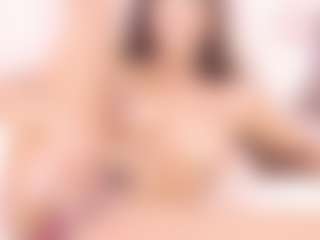 Live cam show with Kendra-Martins - Black Shaved Pussy on hrnylive.com
