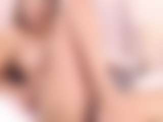 Live cam show with Kendra-Martins - Ass Bouncing on Camsoda