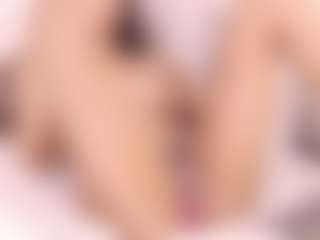 Live cam show with Kendra-Martins - Ass Bouncing on Camsoda