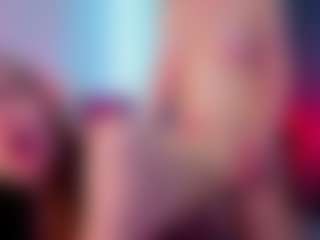 Live cam show with LilianGonzalez - Small Tits on Dare Cams