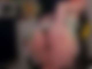 QueenMilena's Live Sex Cam Show
