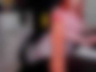 Live cam show with QueenMilena - Red Hair Young Adult on Dare Cams