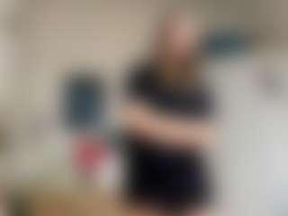 RomaOrtuno's Live Sex Cam Show